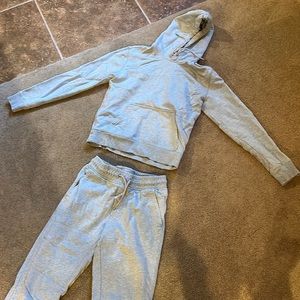 Groutfit from Everlane